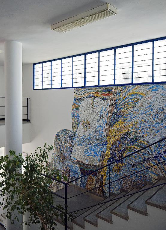 Albergue Inturjoven Constantina Buitenkant foto