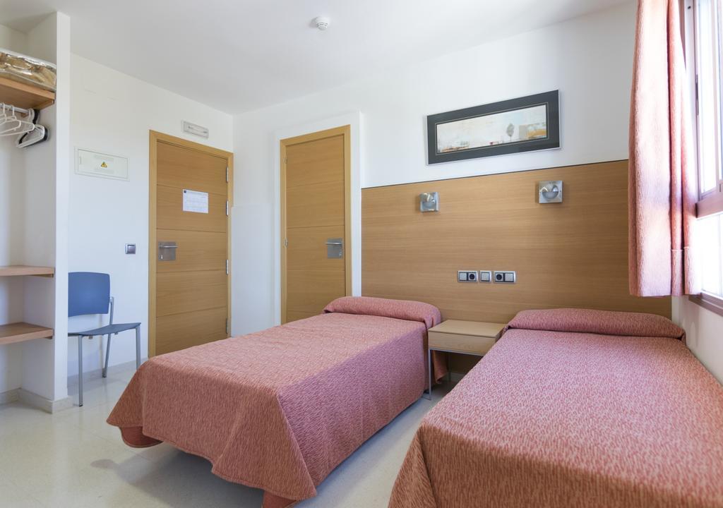 Albergue Inturjoven Constantina Buitenkant foto