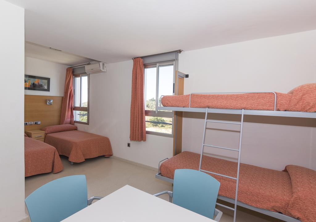 Albergue Inturjoven Constantina Buitenkant foto