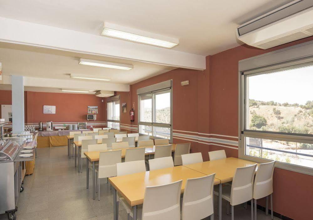 Albergue Inturjoven Constantina Buitenkant foto